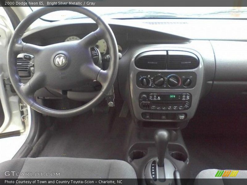 Dashboard of 2000 Neon ES