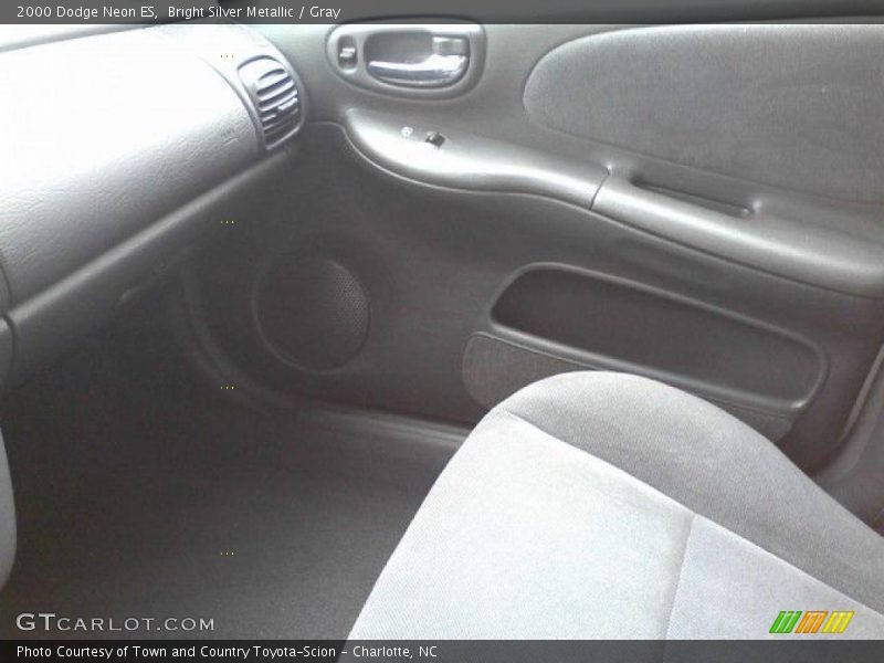 Bright Silver Metallic / Gray 2000 Dodge Neon ES