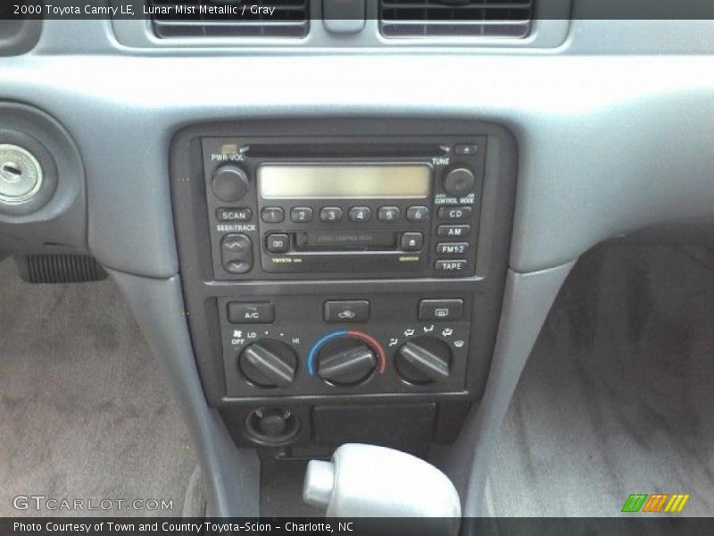 Lunar Mist Metallic / Gray 2000 Toyota Camry LE