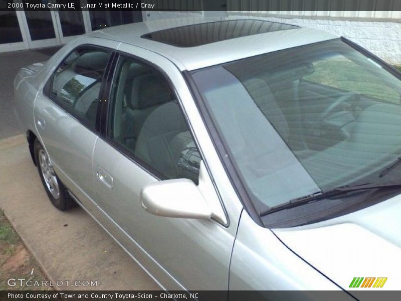 Lunar Mist Metallic / Gray 2000 Toyota Camry LE