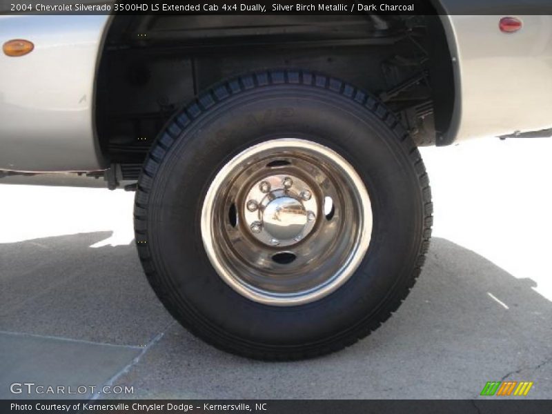 2004 Silverado 3500HD LS Extended Cab 4x4 Dually Wheel