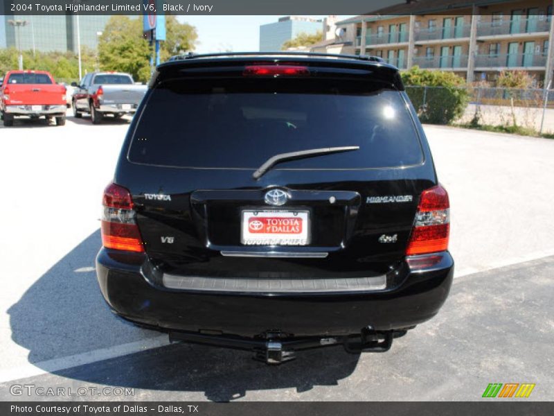 Black / Ivory 2004 Toyota Highlander Limited V6