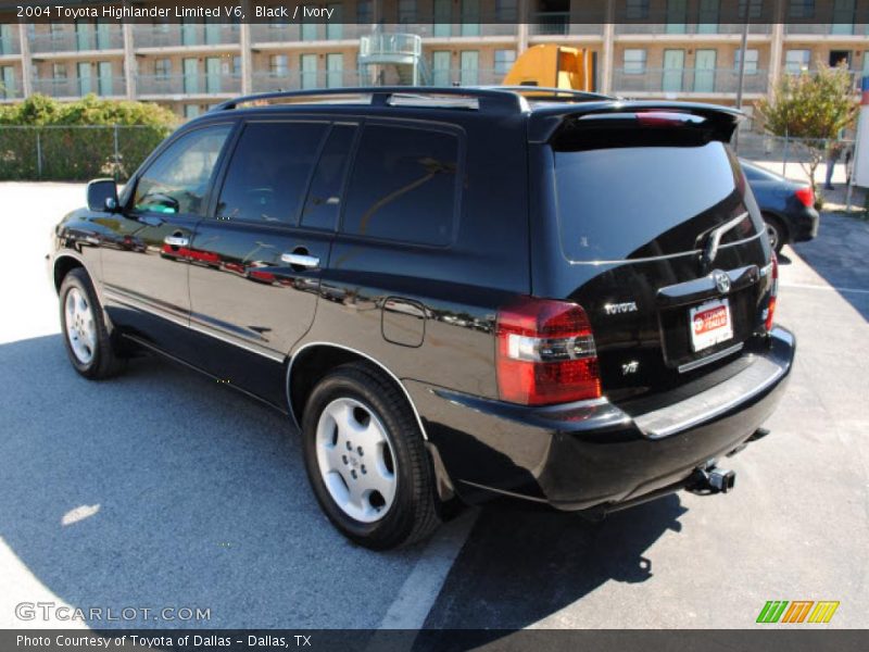 Black / Ivory 2004 Toyota Highlander Limited V6