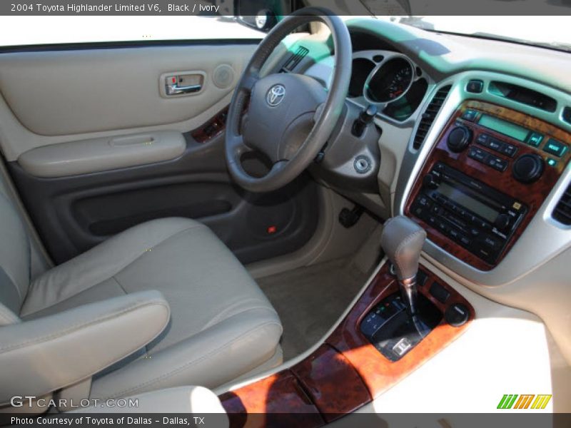 Black / Ivory 2004 Toyota Highlander Limited V6