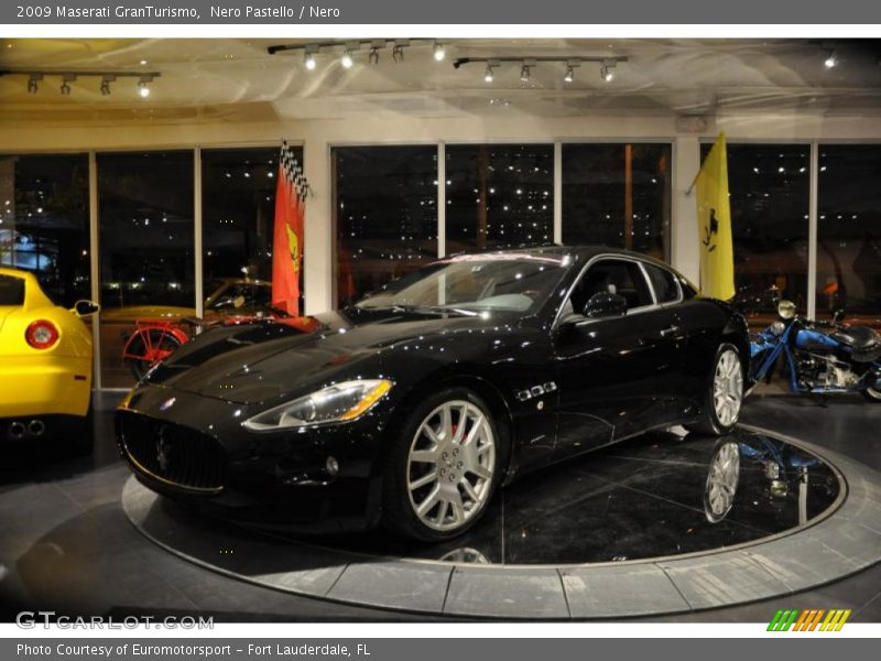 Nero Pastello / Nero 2009 Maserati GranTurismo