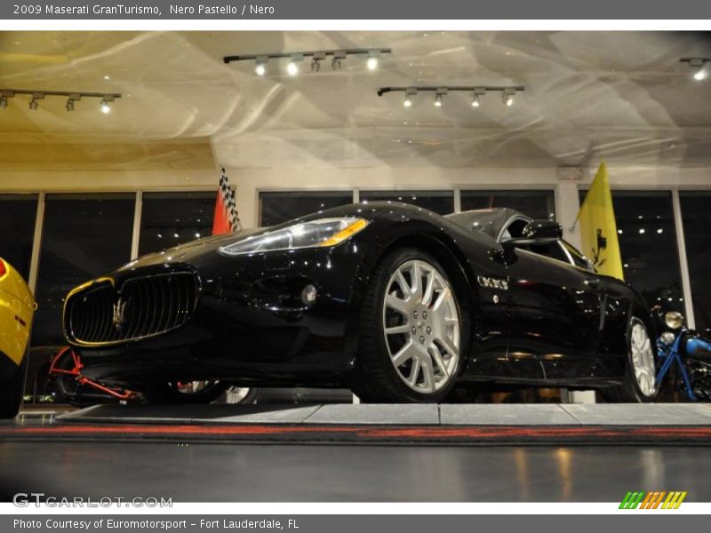 Nero Pastello / Nero 2009 Maserati GranTurismo