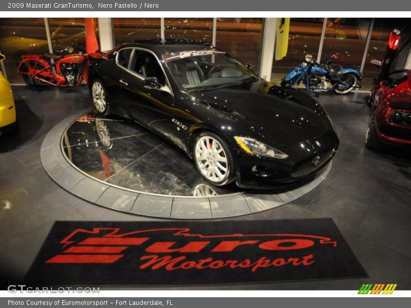 Nero Pastello / Nero 2009 Maserati GranTurismo