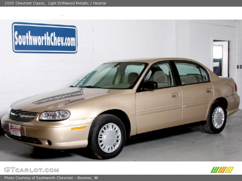Light Driftwood Metallic / Neutral 2005 Chevrolet Classic