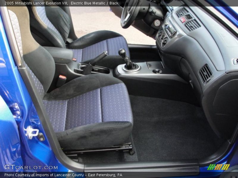 Electric Blue Metallic / Black 2005 Mitsubishi Lancer Evolution VIII