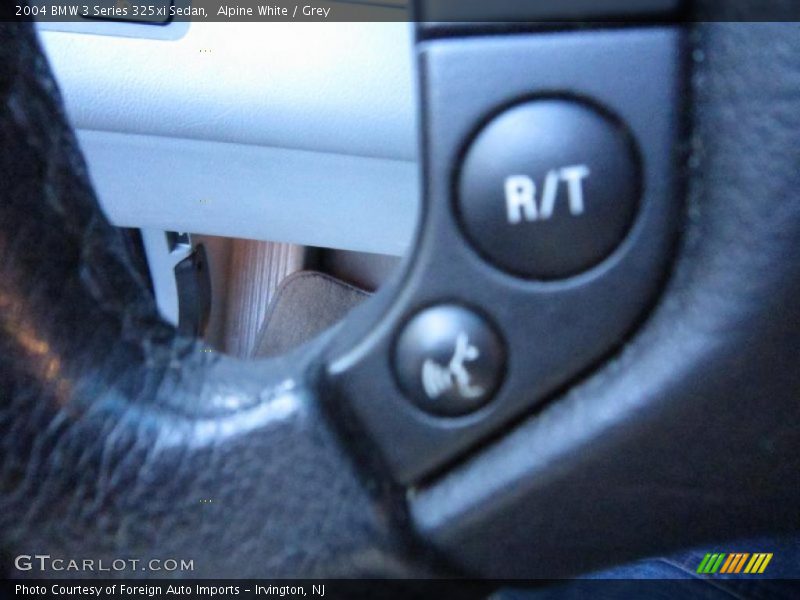 Alpine White / Grey 2004 BMW 3 Series 325xi Sedan