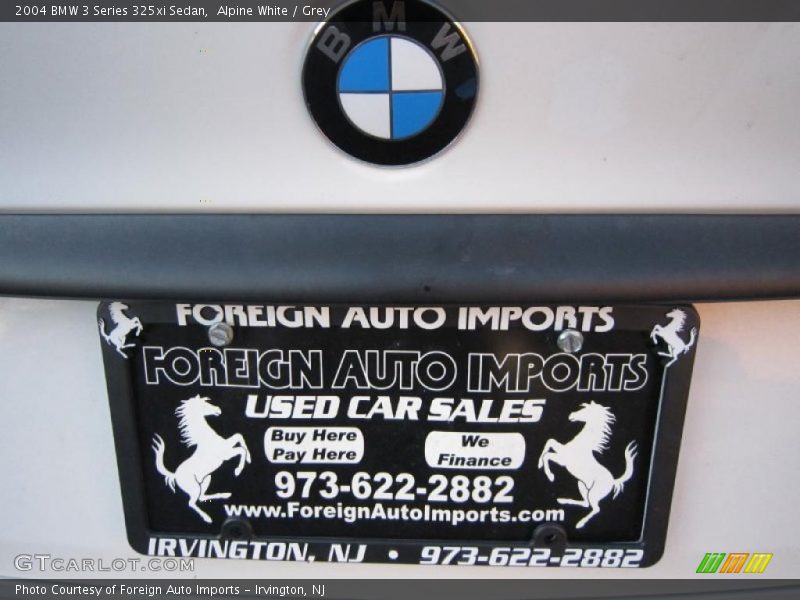 Alpine White / Grey 2004 BMW 3 Series 325xi Sedan