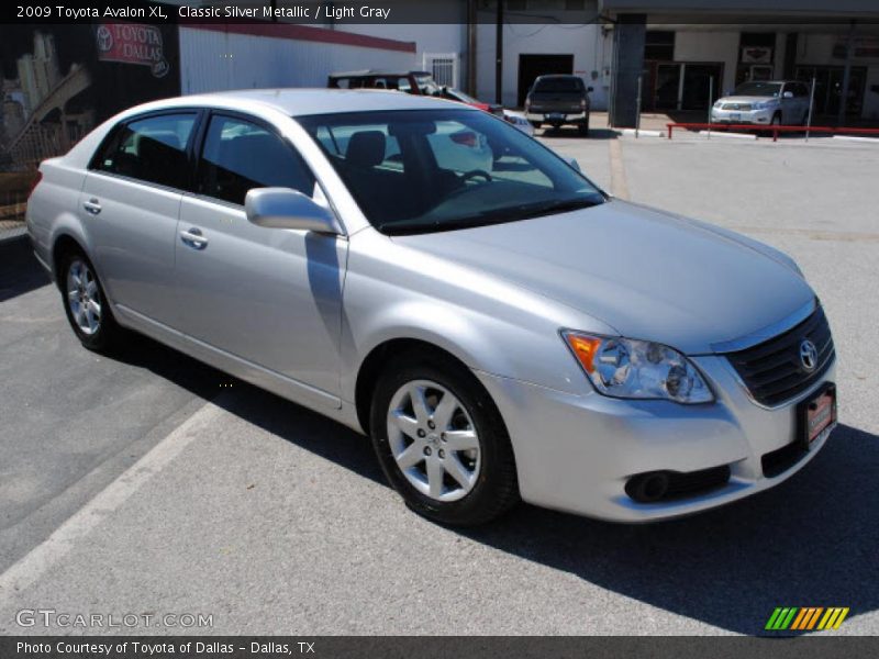 Classic Silver Metallic / Light Gray 2009 Toyota Avalon XL
