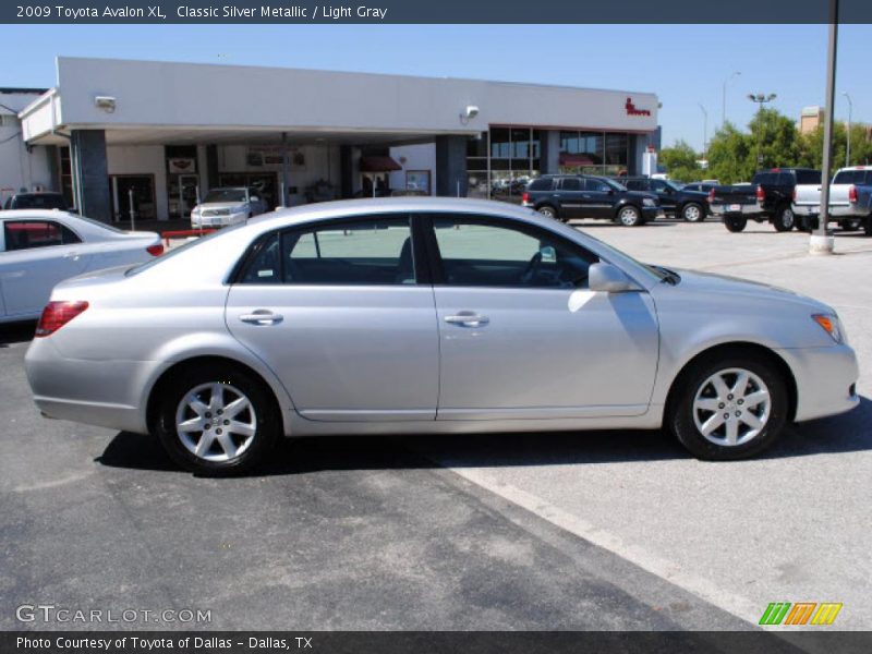Classic Silver Metallic / Light Gray 2009 Toyota Avalon XL