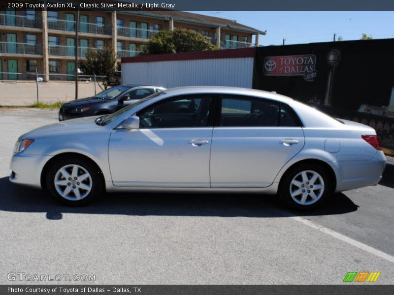 Classic Silver Metallic / Light Gray 2009 Toyota Avalon XL