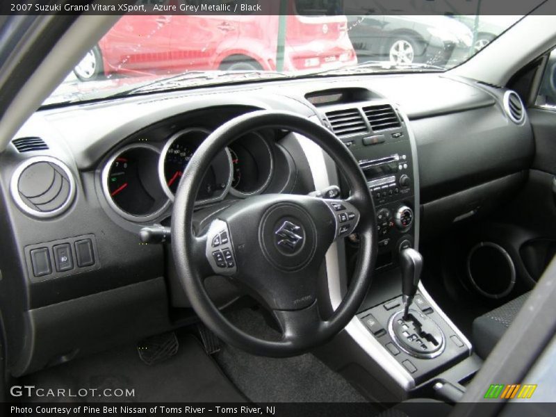 Dashboard of 2007 Grand Vitara XSport