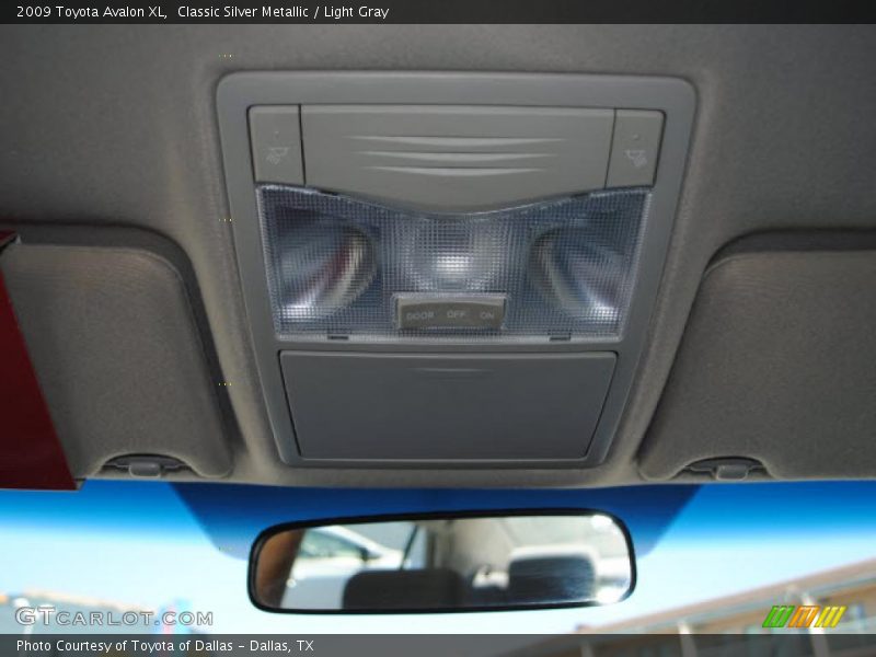 Classic Silver Metallic / Light Gray 2009 Toyota Avalon XL