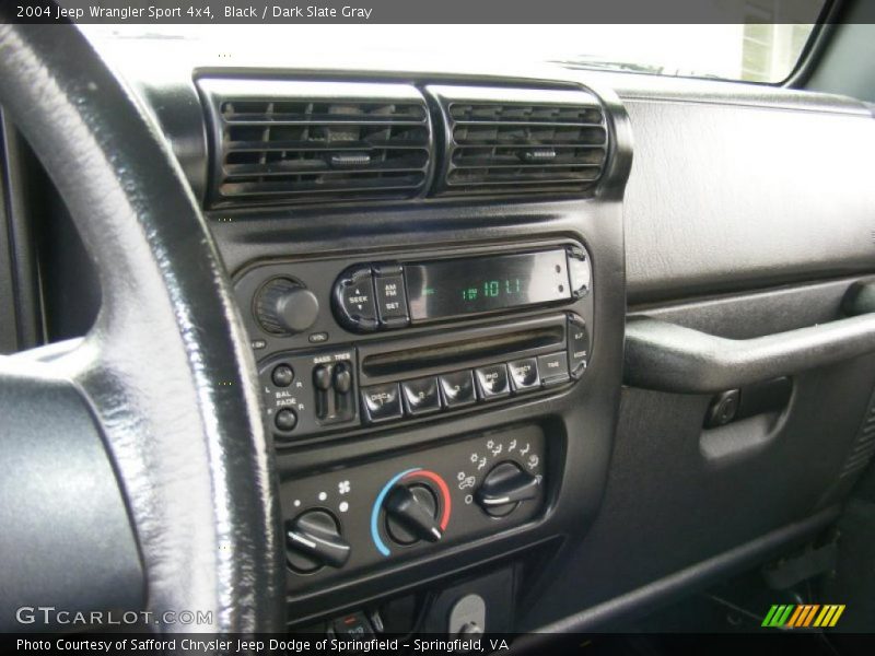 Black / Dark Slate Gray 2004 Jeep Wrangler Sport 4x4