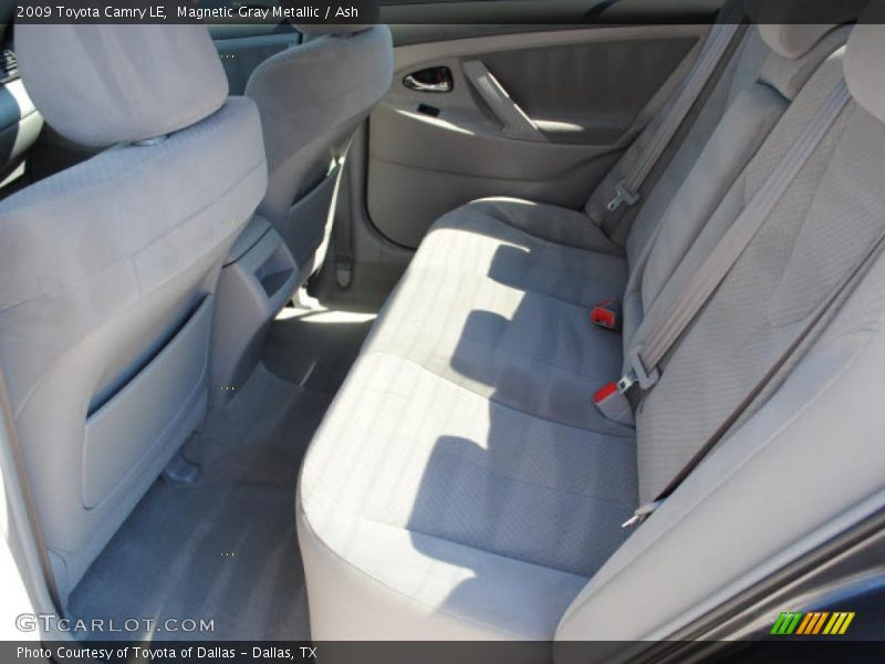 Magnetic Gray Metallic / Ash 2009 Toyota Camry LE