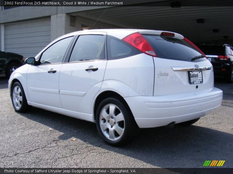 Cloud 9 White / Medium Parchment 2002 Ford Focus ZX5 Hatchback