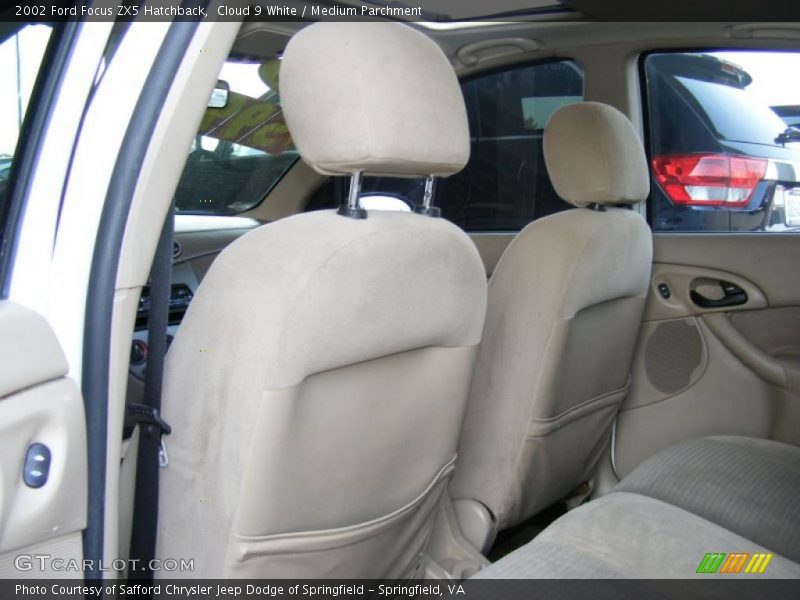  2002 Focus ZX5 Hatchback Medium Parchment Interior