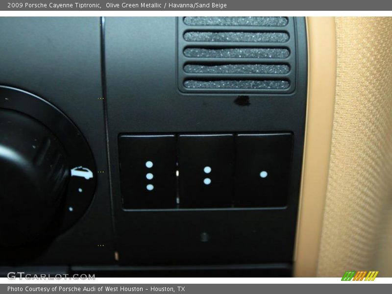 Olive Green Metallic / Havanna/Sand Beige 2009 Porsche Cayenne Tiptronic