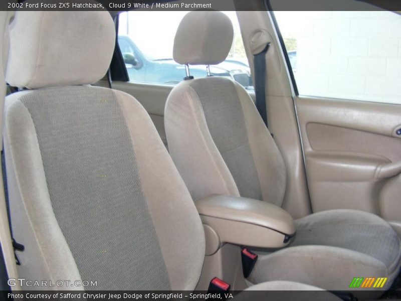  2002 Focus ZX5 Hatchback Medium Parchment Interior