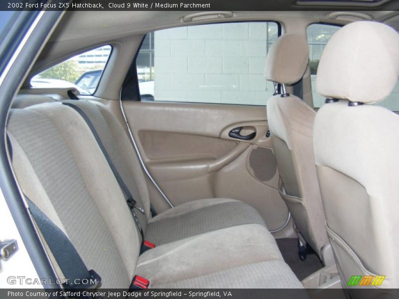  2002 Focus ZX5 Hatchback Medium Parchment Interior
