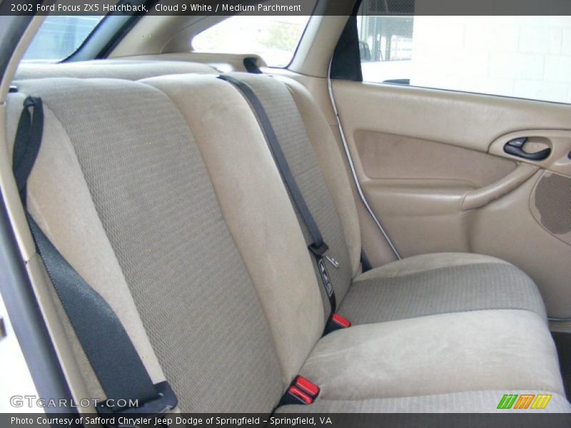  2002 Focus ZX5 Hatchback Medium Parchment Interior