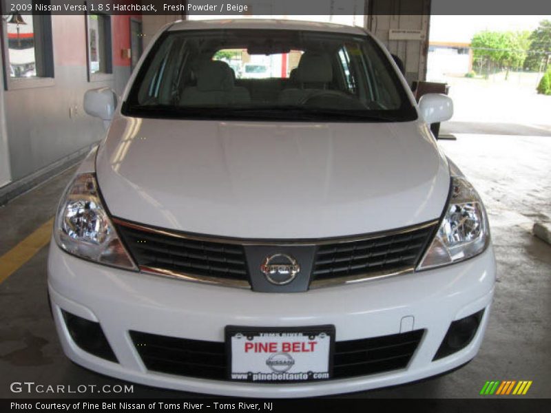 Fresh Powder / Beige 2009 Nissan Versa 1.8 S Hatchback