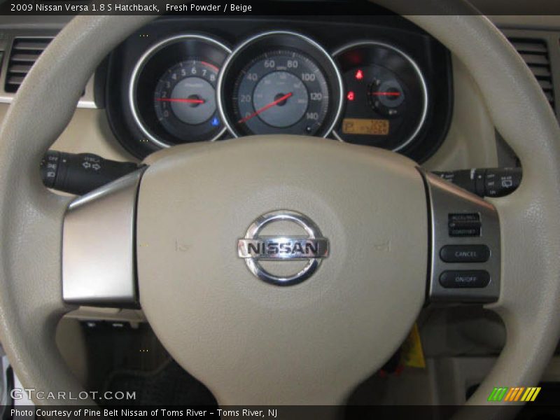 Fresh Powder / Beige 2009 Nissan Versa 1.8 S Hatchback