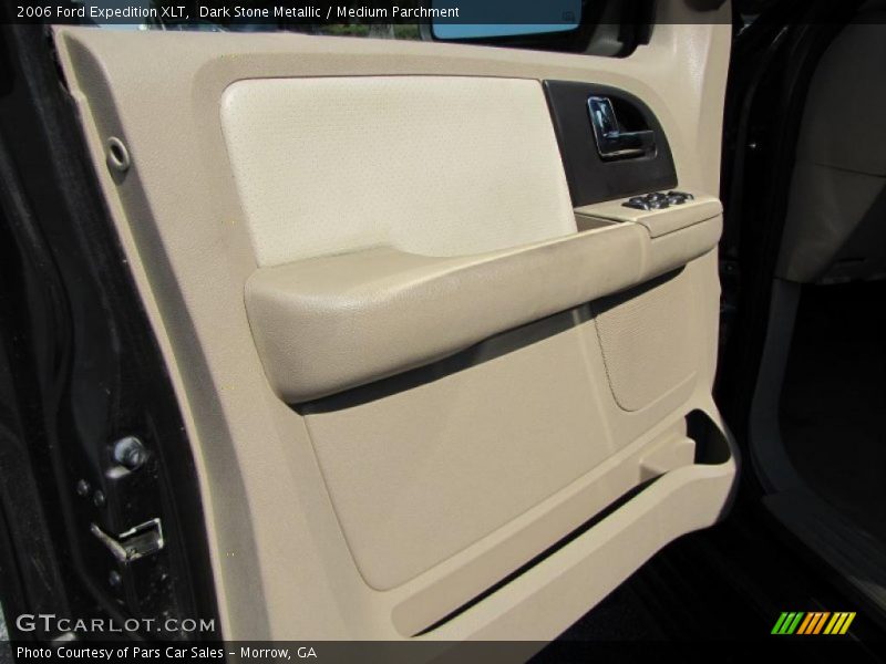 2006 Expedition XLT Medium Parchment Interior