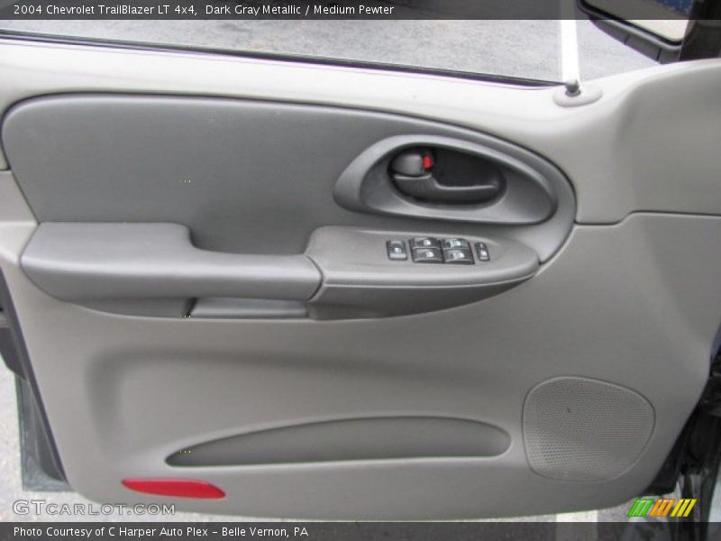 Dark Gray Metallic / Medium Pewter 2004 Chevrolet TrailBlazer LT 4x4