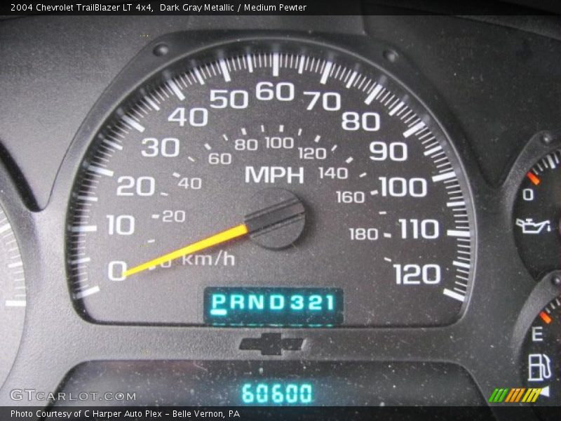 Dark Gray Metallic / Medium Pewter 2004 Chevrolet TrailBlazer LT 4x4