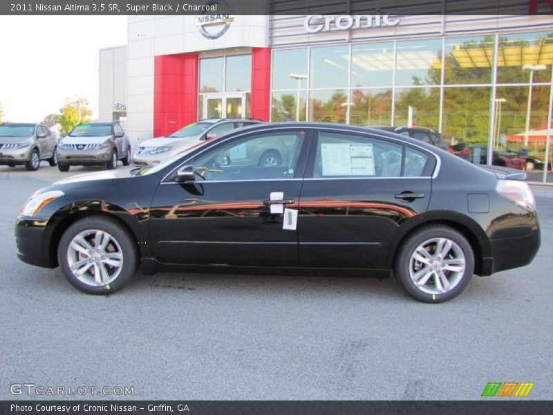 Super Black / Charcoal 2011 Nissan Altima 3.5 SR