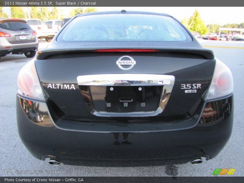 Super Black / Charcoal 2011 Nissan Altima 3.5 SR