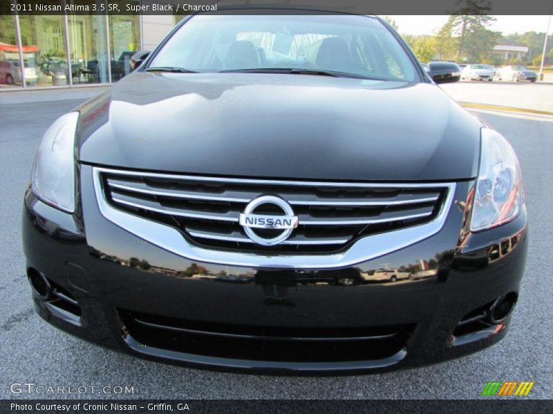 Super Black / Charcoal 2011 Nissan Altima 3.5 SR