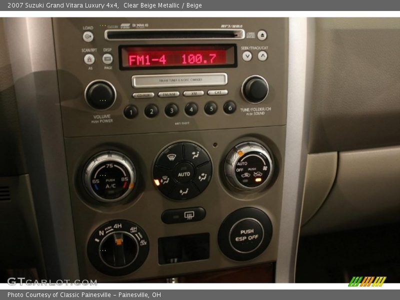 Controls of 2007 Grand Vitara Luxury 4x4