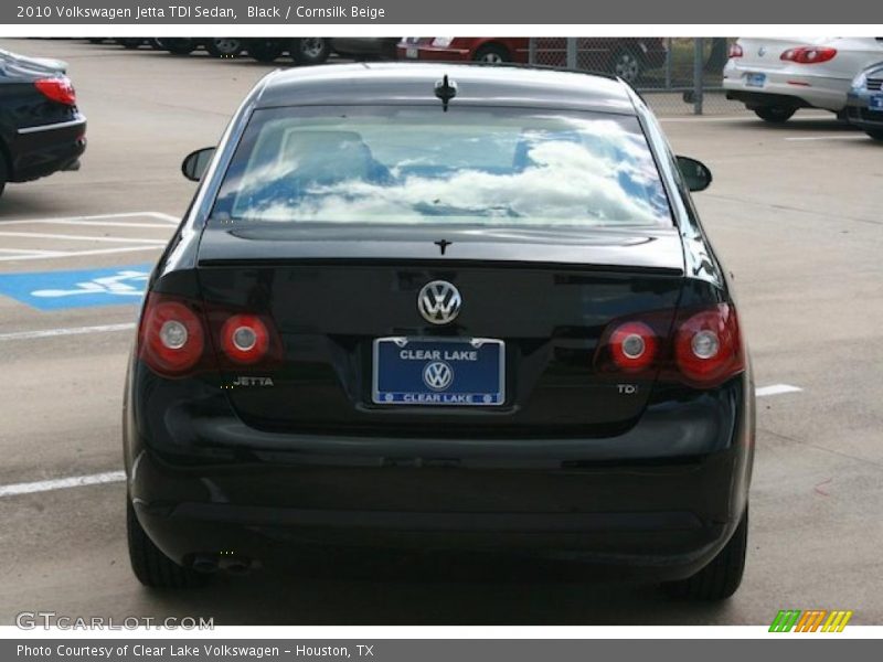 Black / Cornsilk Beige 2010 Volkswagen Jetta TDI Sedan
