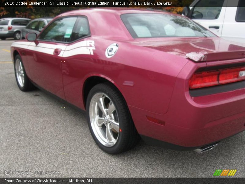 Furious Fuchsia / Dark Slate Gray 2010 Dodge Challenger R/T Classic Furious Fuchsia Edition