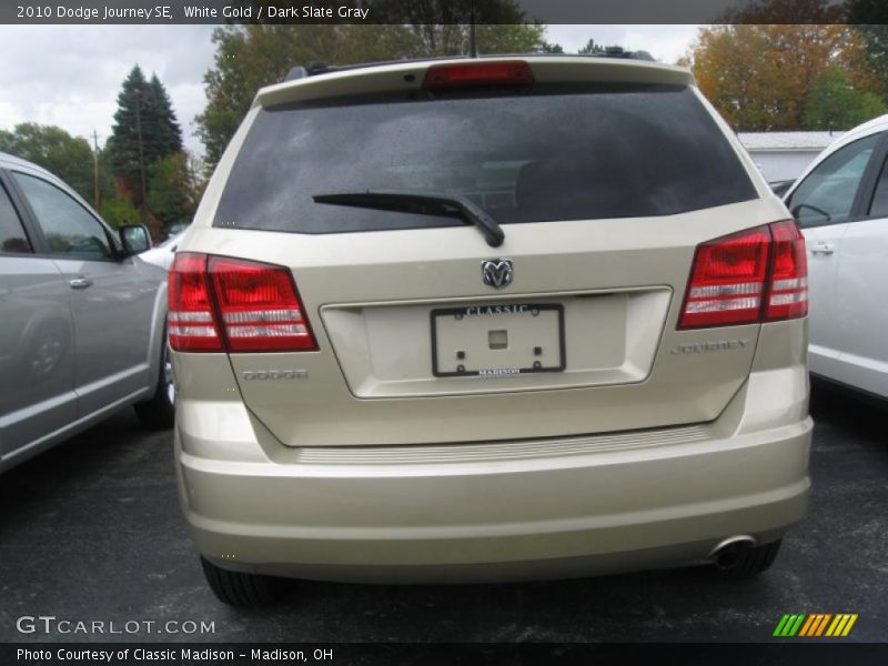 White Gold / Dark Slate Gray 2010 Dodge Journey SE