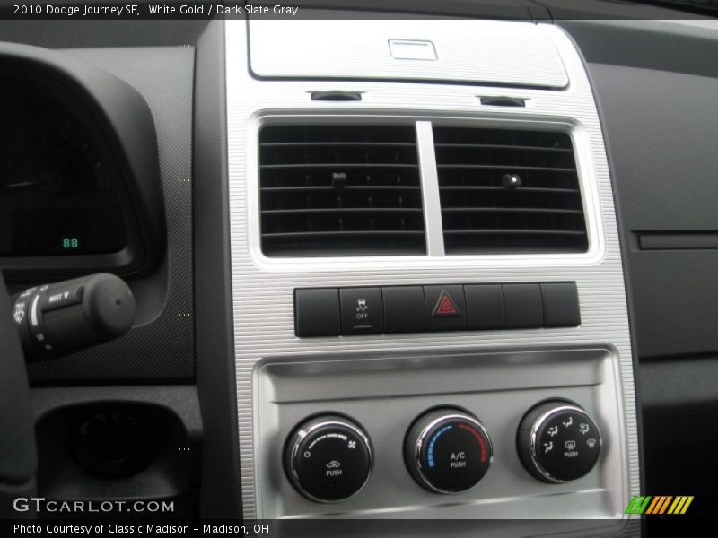 White Gold / Dark Slate Gray 2010 Dodge Journey SE