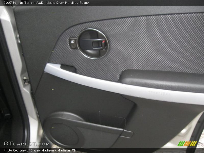 Door Panel of 2007 Torrent AWD