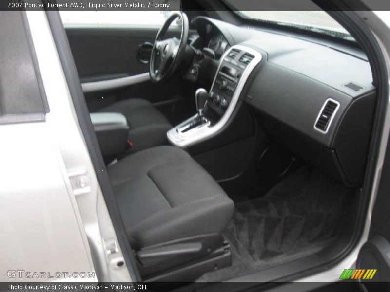  2007 Torrent AWD Ebony Interior