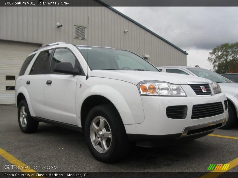 Polar White / Gray 2007 Saturn VUE