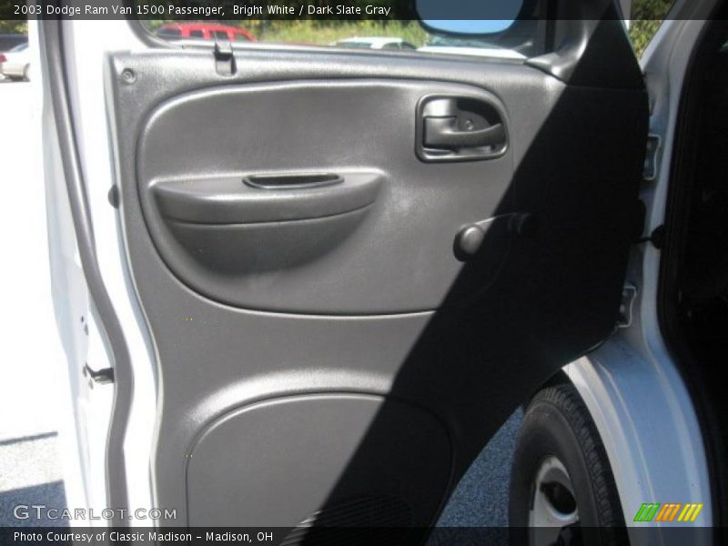 Bright White / Dark Slate Gray 2003 Dodge Ram Van 1500 Passenger