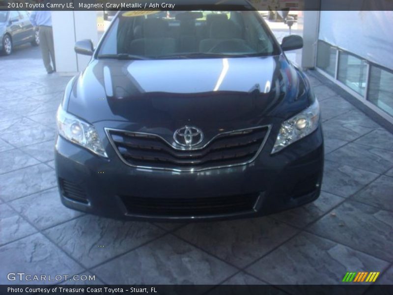 Magnetic Gray Metallic / Ash Gray 2010 Toyota Camry LE