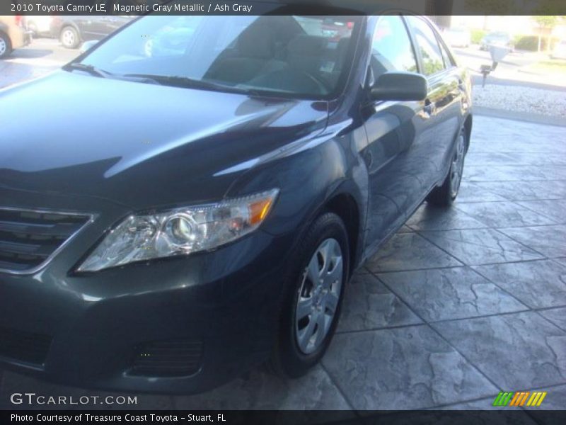 Magnetic Gray Metallic / Ash Gray 2010 Toyota Camry LE
