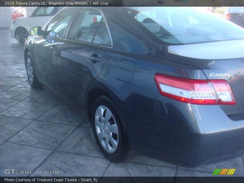 Magnetic Gray Metallic / Ash Gray 2010 Toyota Camry LE