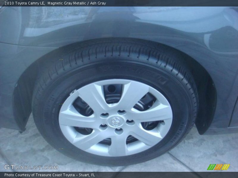 Magnetic Gray Metallic / Ash Gray 2010 Toyota Camry LE