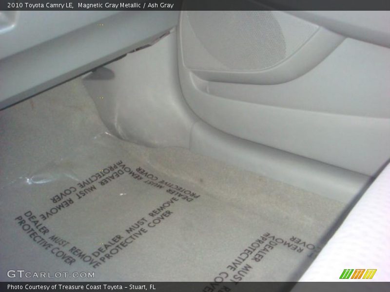 Magnetic Gray Metallic / Ash Gray 2010 Toyota Camry LE
